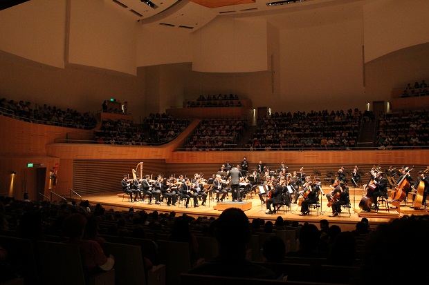 A Filarmônica também foi visitada pelos estudantes. Foto: Geanine Nogueira ACS/SEE